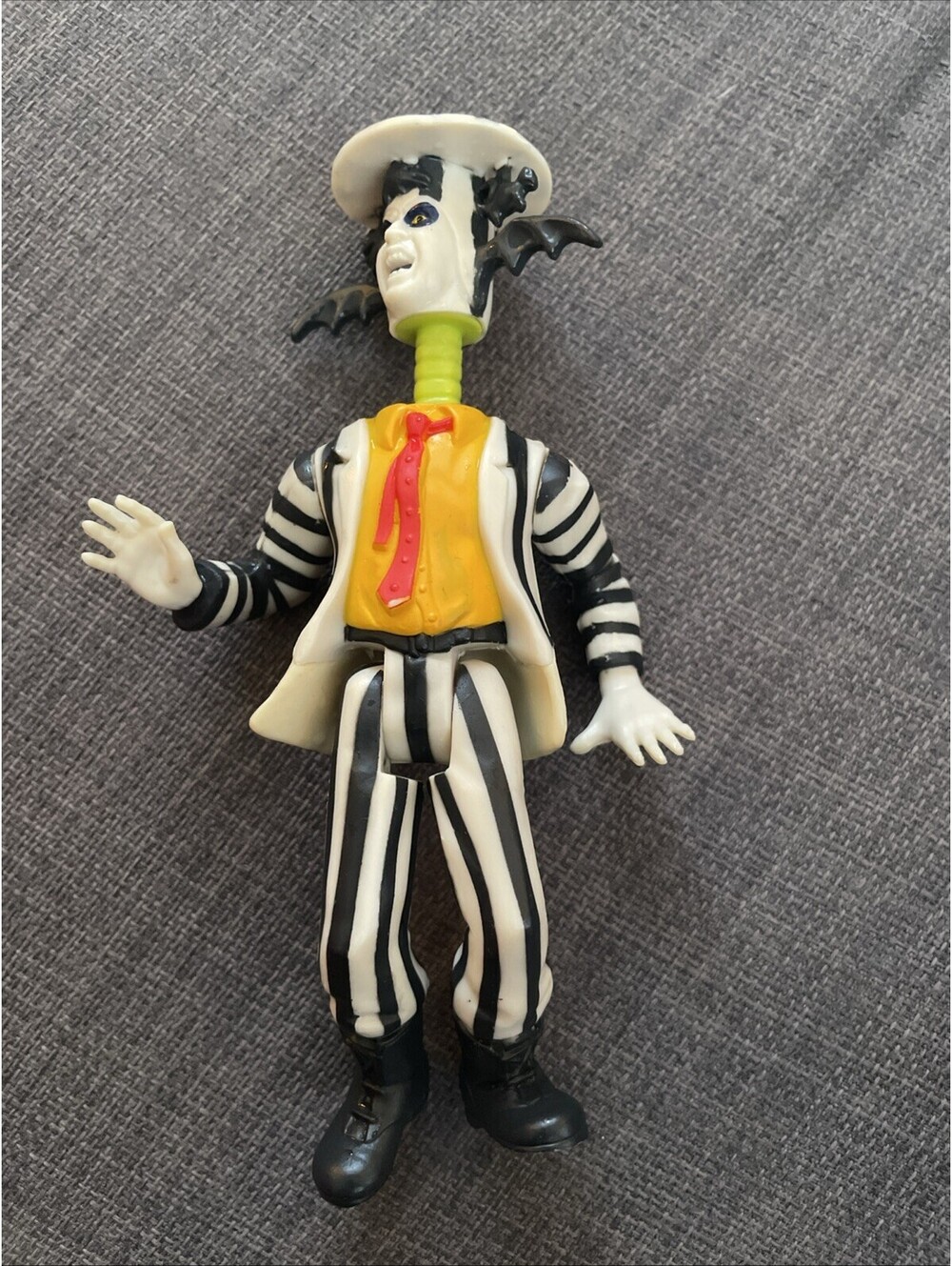 Vintage 1989 Kenner Beetlejuice Showtime Action Movie Figure Head Pops Off
